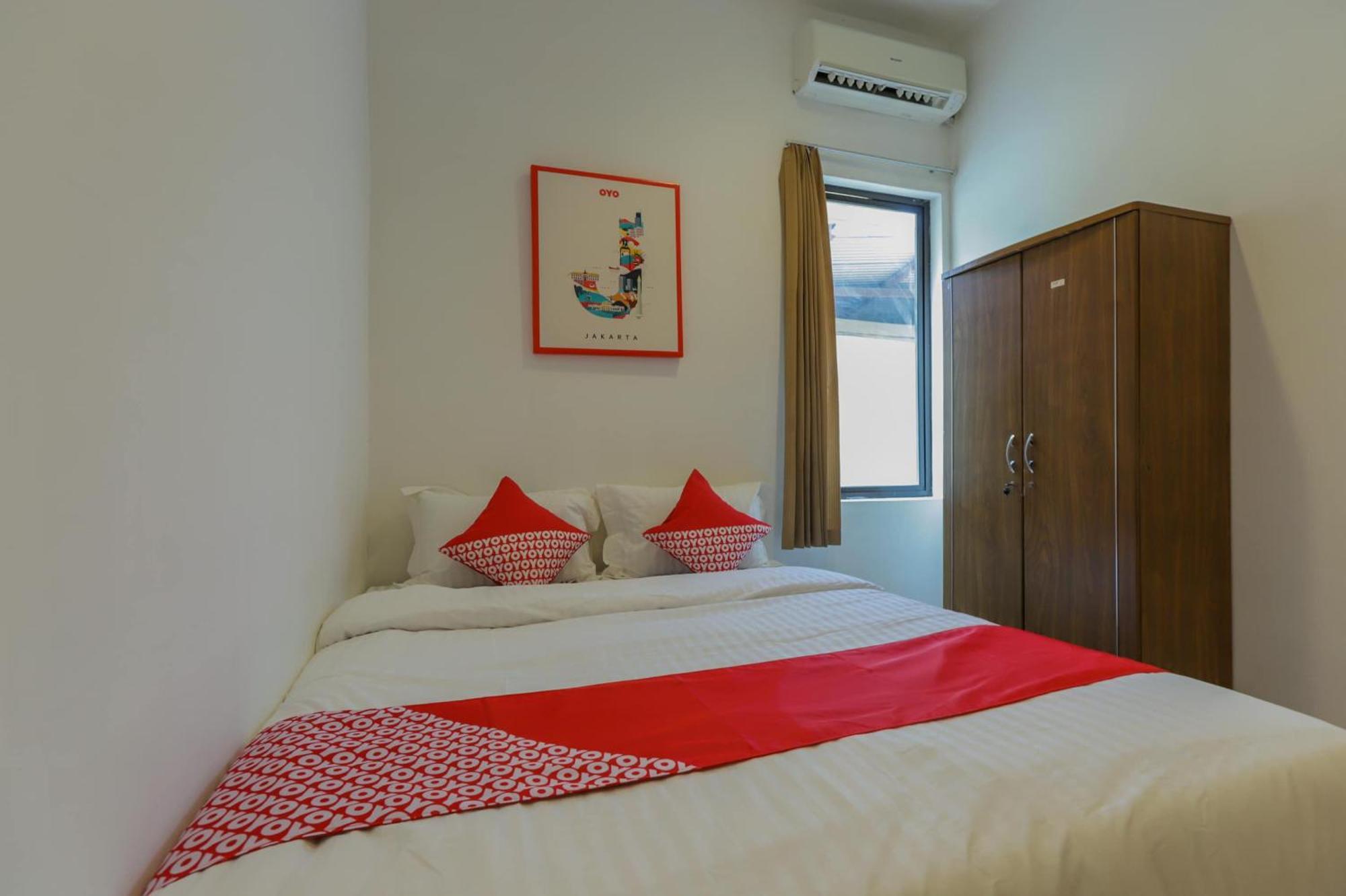 Super Oyo 866 Idola Residence Jakarta Extérieur photo