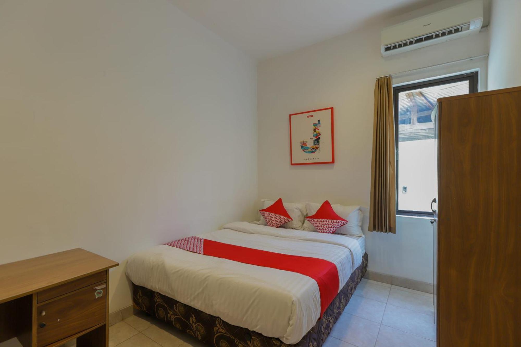 Super Oyo 866 Idola Residence Jakarta Extérieur photo